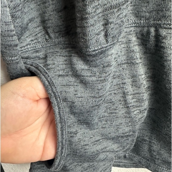 Athleta Gray Batwing and Robin Cowl Neck Top Size Small - Picture 6 of 10